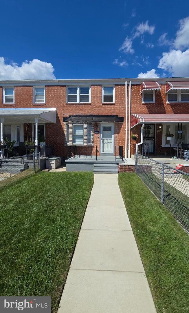 958 Arncliffe Road photo 3