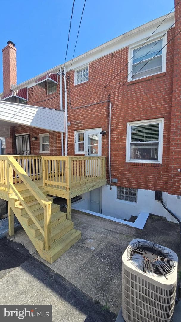 958 Arncliffe Road photo 32