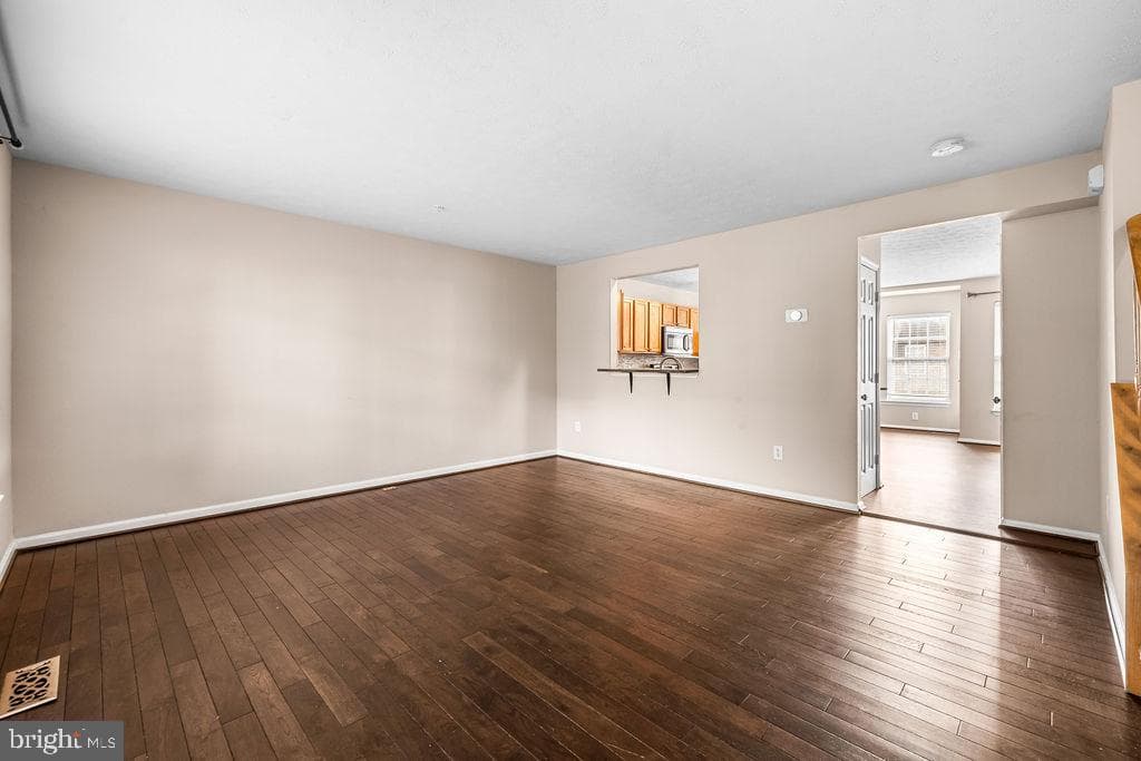 215 Oliver Heights Road photo 5