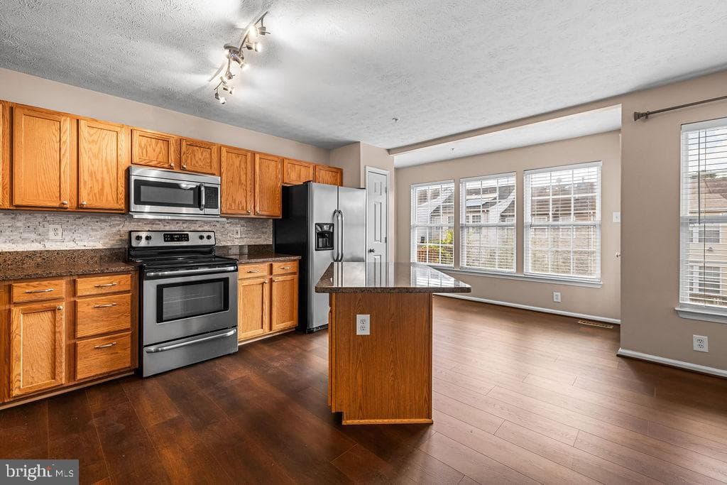 215 Oliver Heights Road photo 9