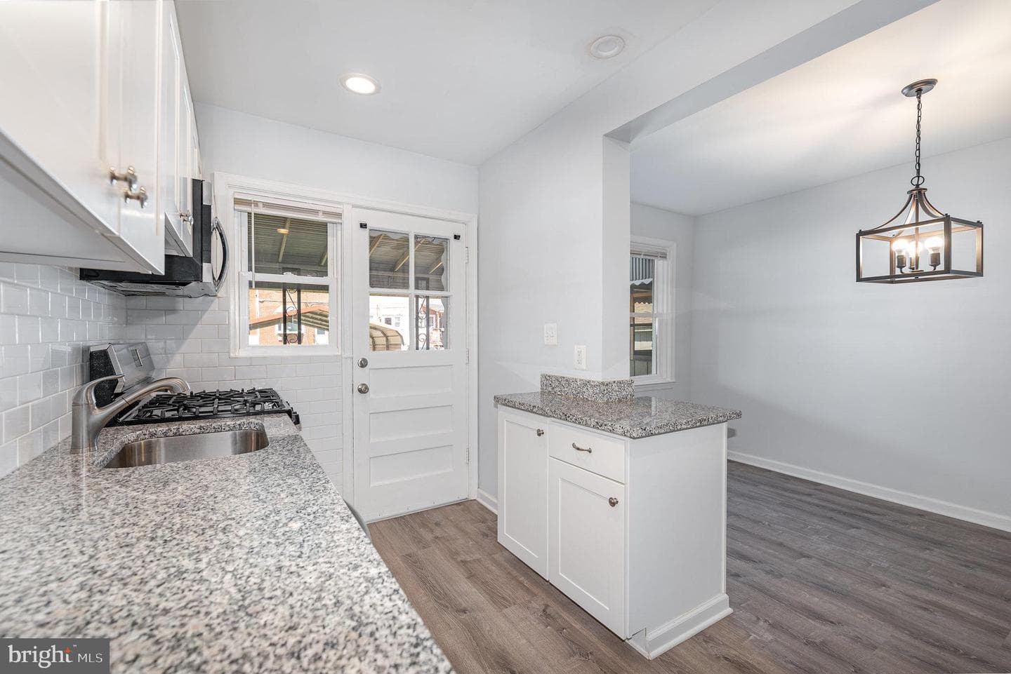 2225 Southorn Road photo 12