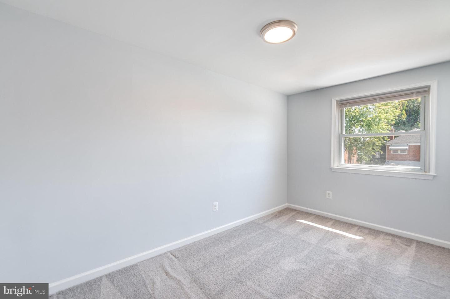 2225 Southorn Road photo 15