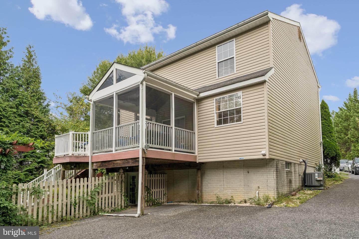 9415 Ridgely Avenue photo 33