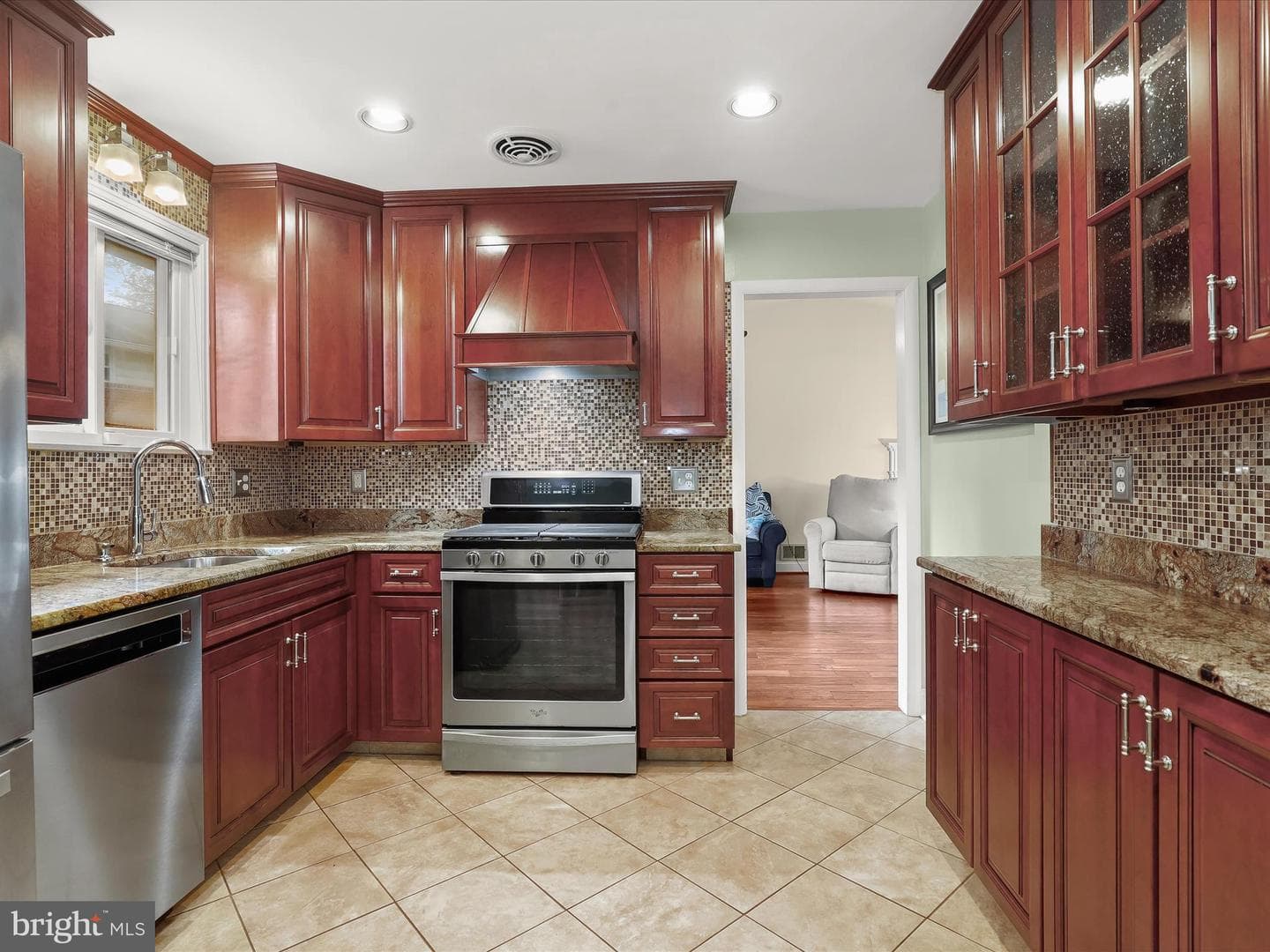 8407 Stevenson Road photo 16