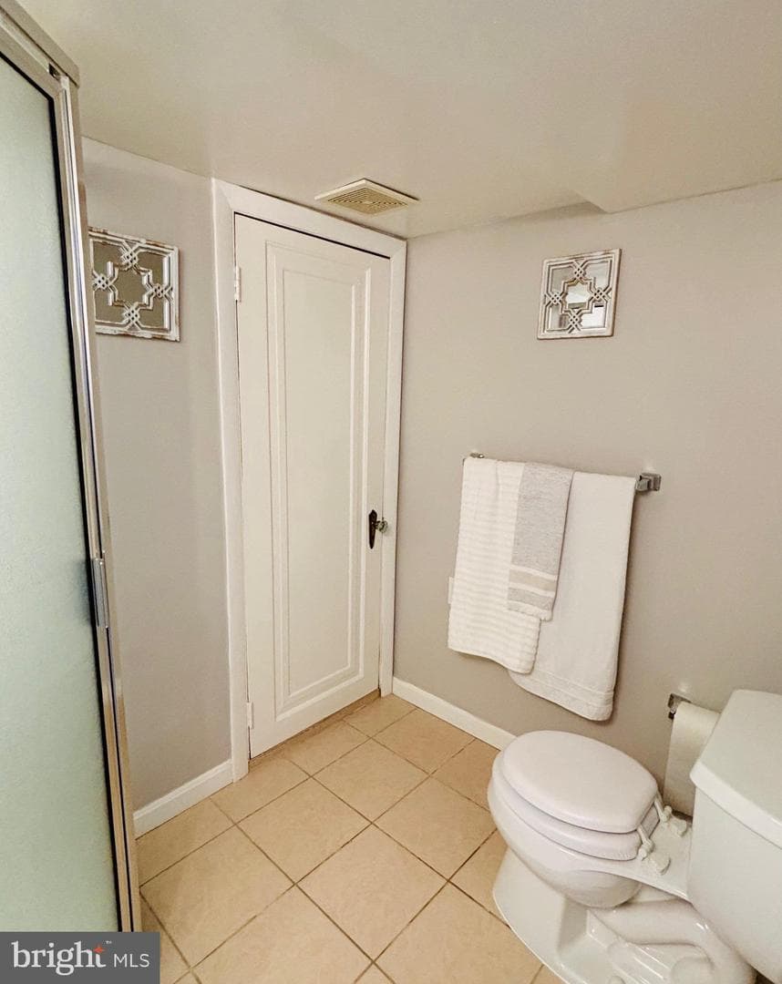 3020 Linwood photo 30
