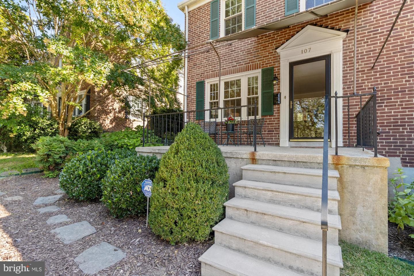107 Stanmore Road photo 2
