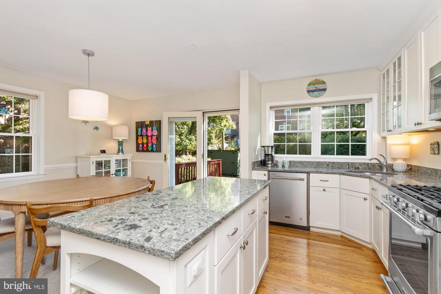 107 Stanmore Road photo 3