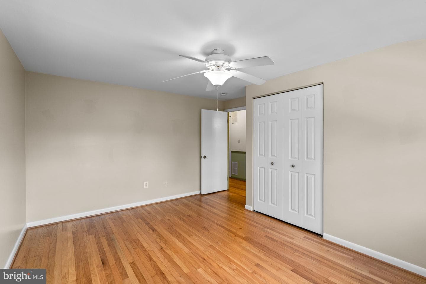1149 Linden Avenue photo 19