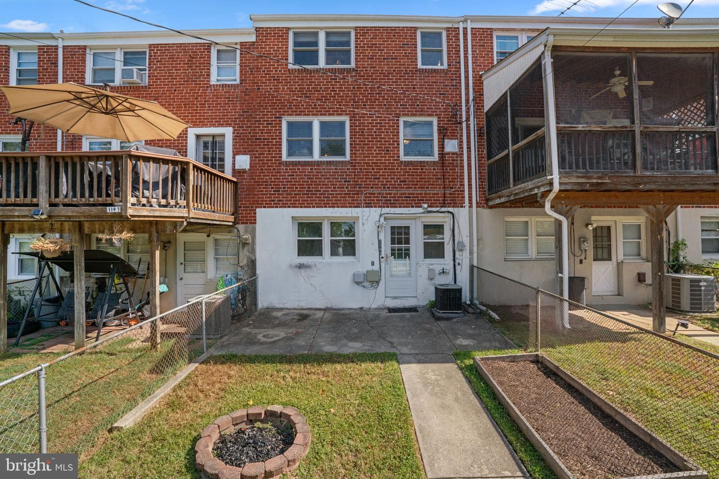 1149 Linden Avenue photo 27