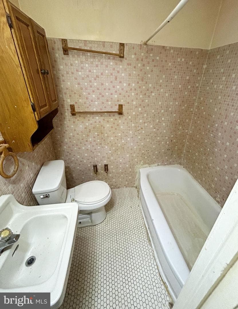 7105 Gough Street photo 17