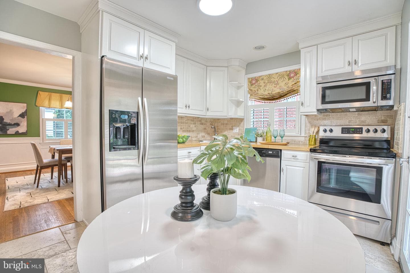 602 Woodbine Terrace photo 15