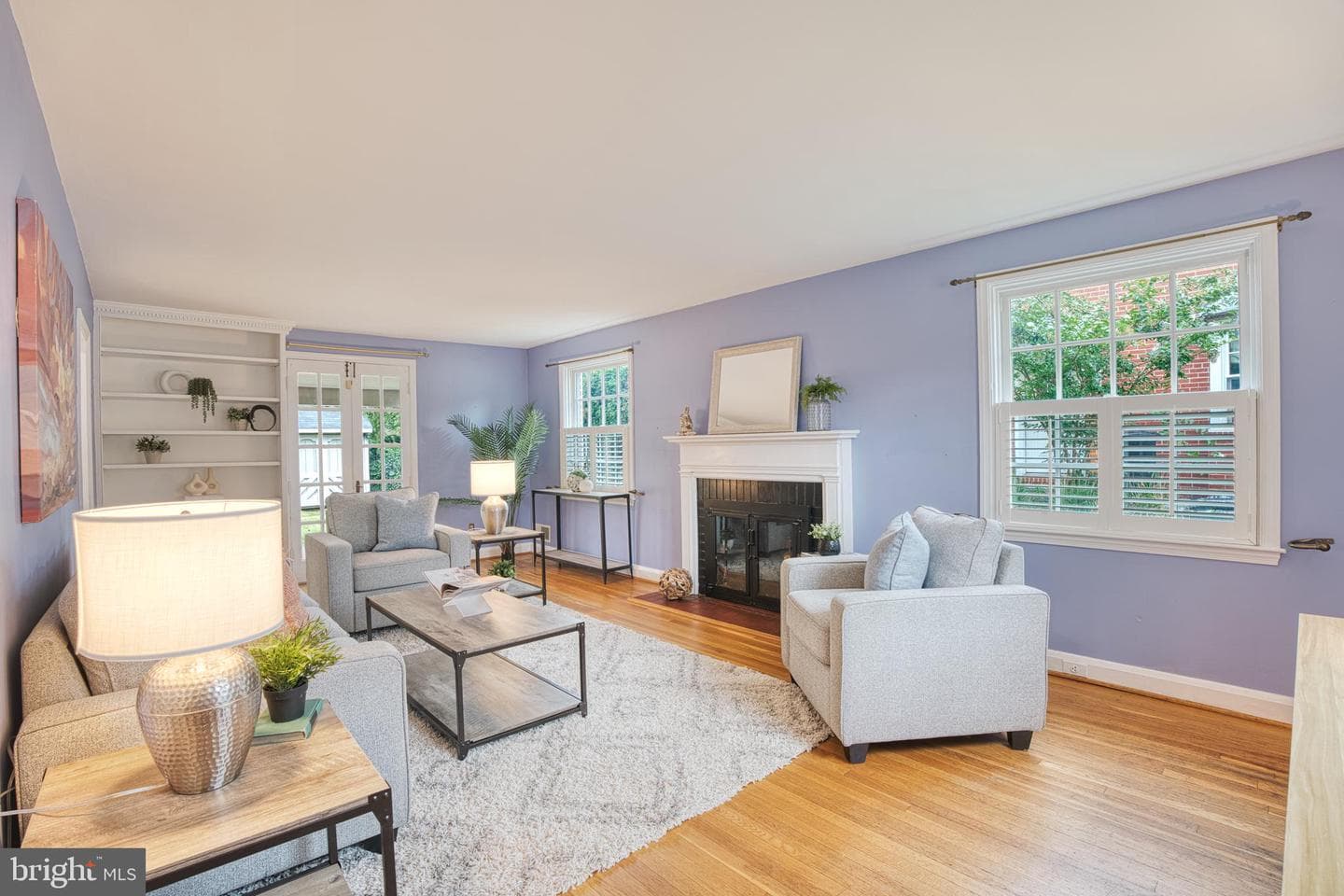 602 Woodbine Terrace photo 3
