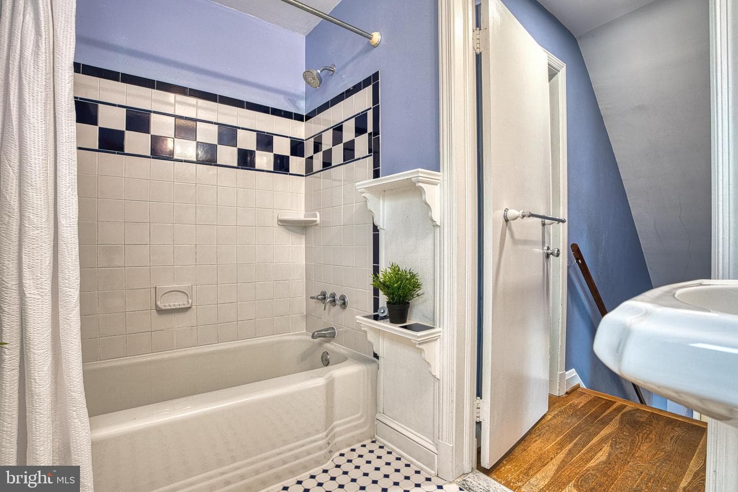 602 Woodbine Terrace photo 39