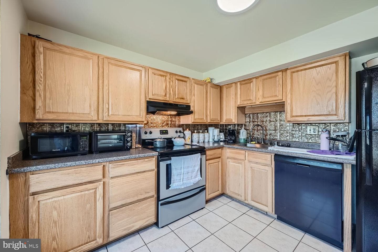 5435 King Arthur Circle photo 14