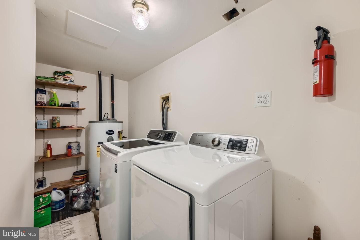 5435 King Arthur Circle photo 25