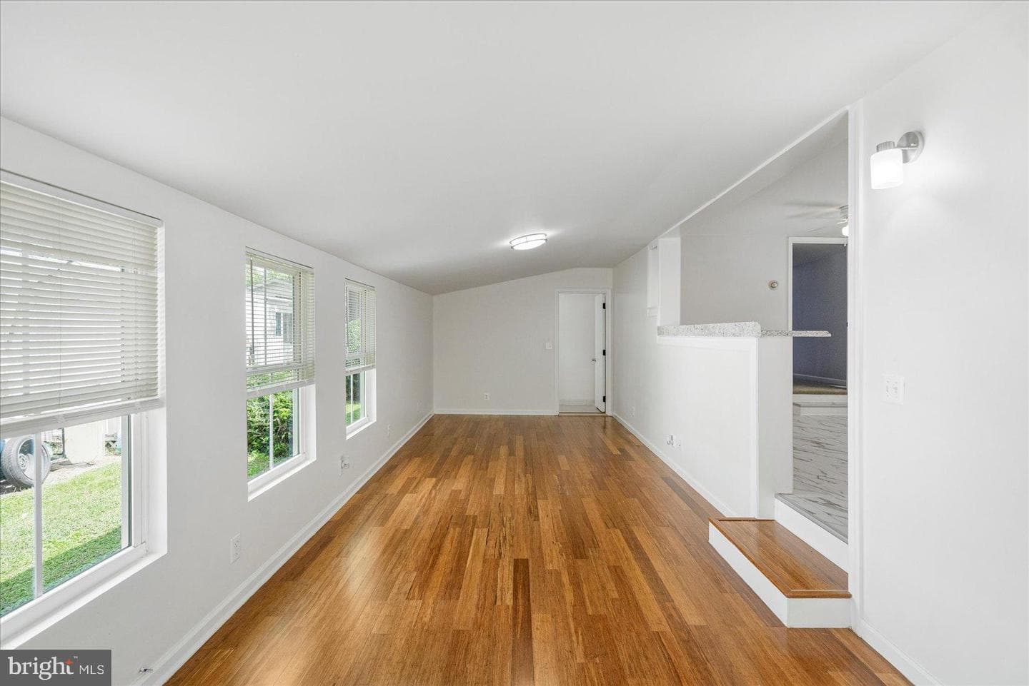 103 Conestoga Road photo 4