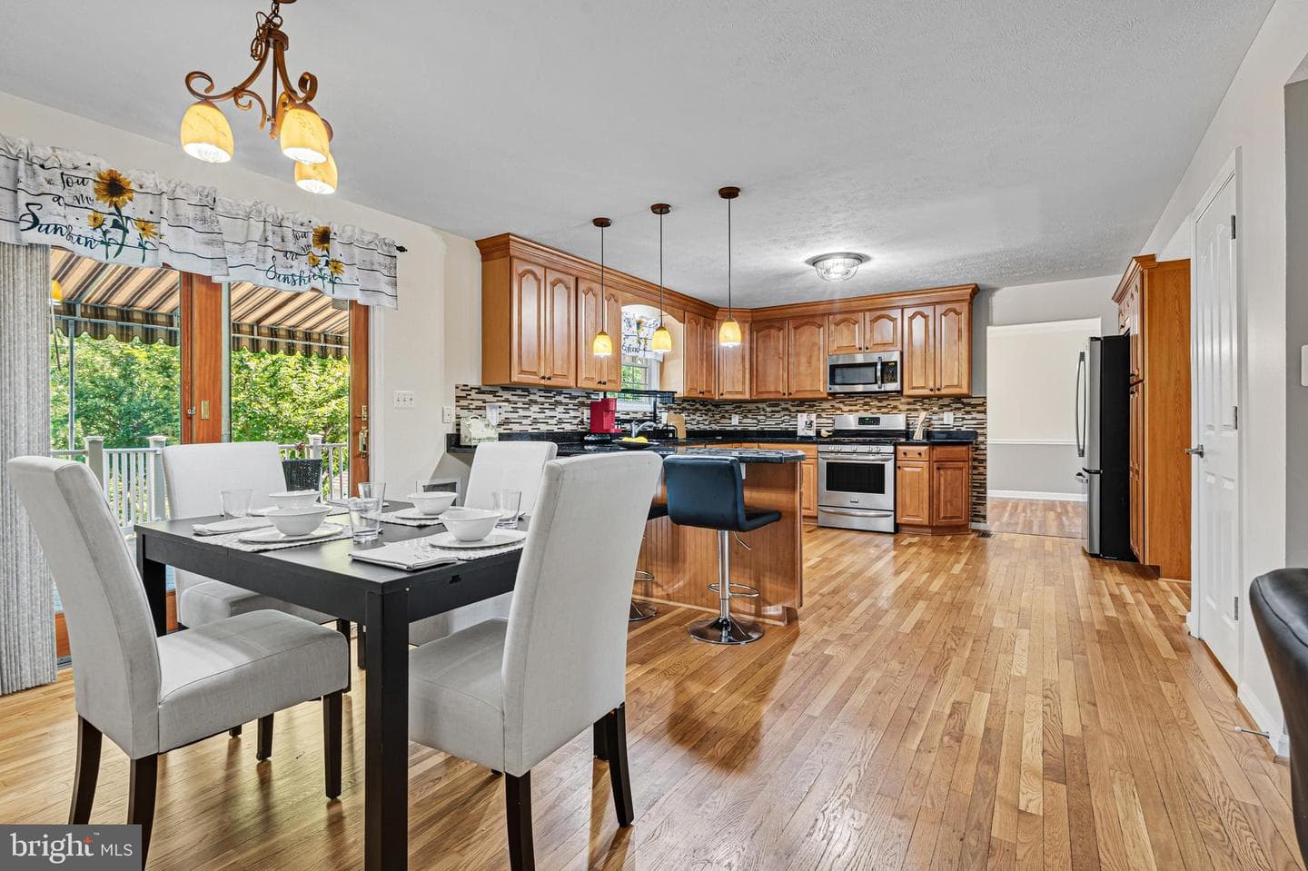 9302 Sea Horse Court photo 11