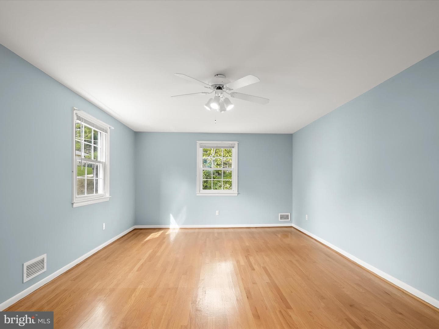 109 Hillside Road photo 35
