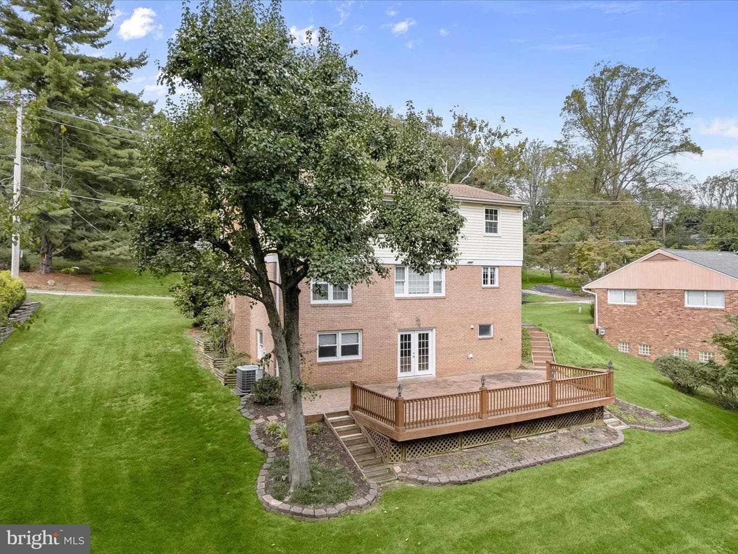 109 Hillside Road photo 70