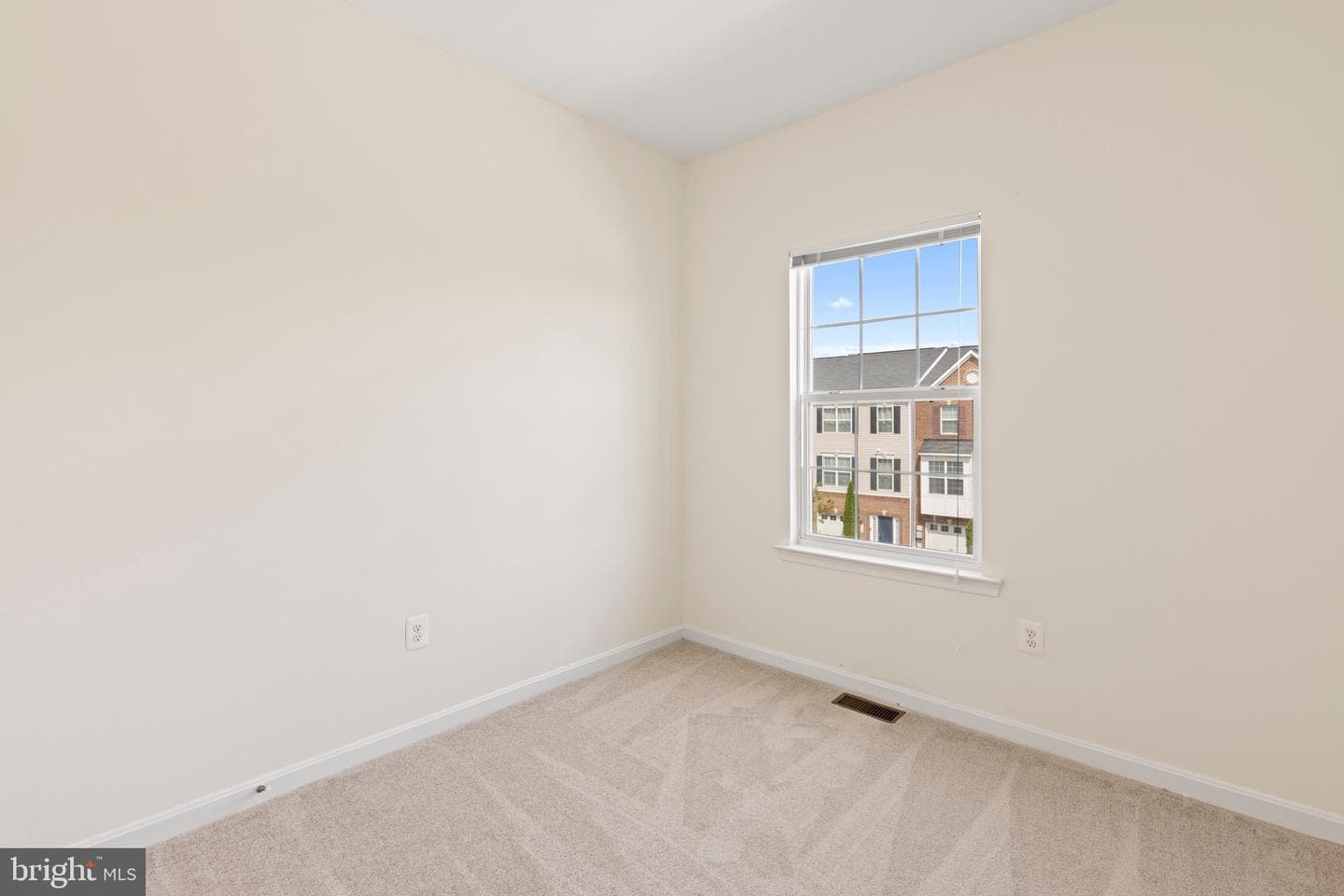 7719 Town View Drive photo 18