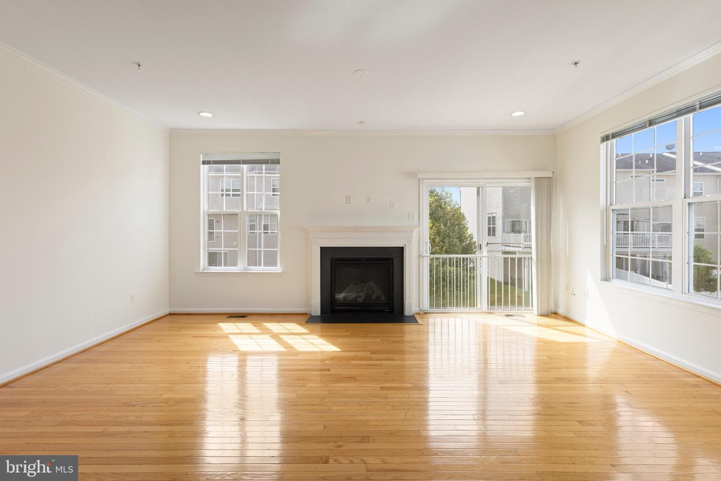 7719 Town View Drive photo 2