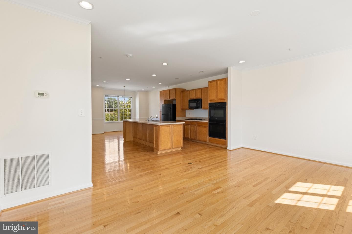 7719 Town View Drive photo 4