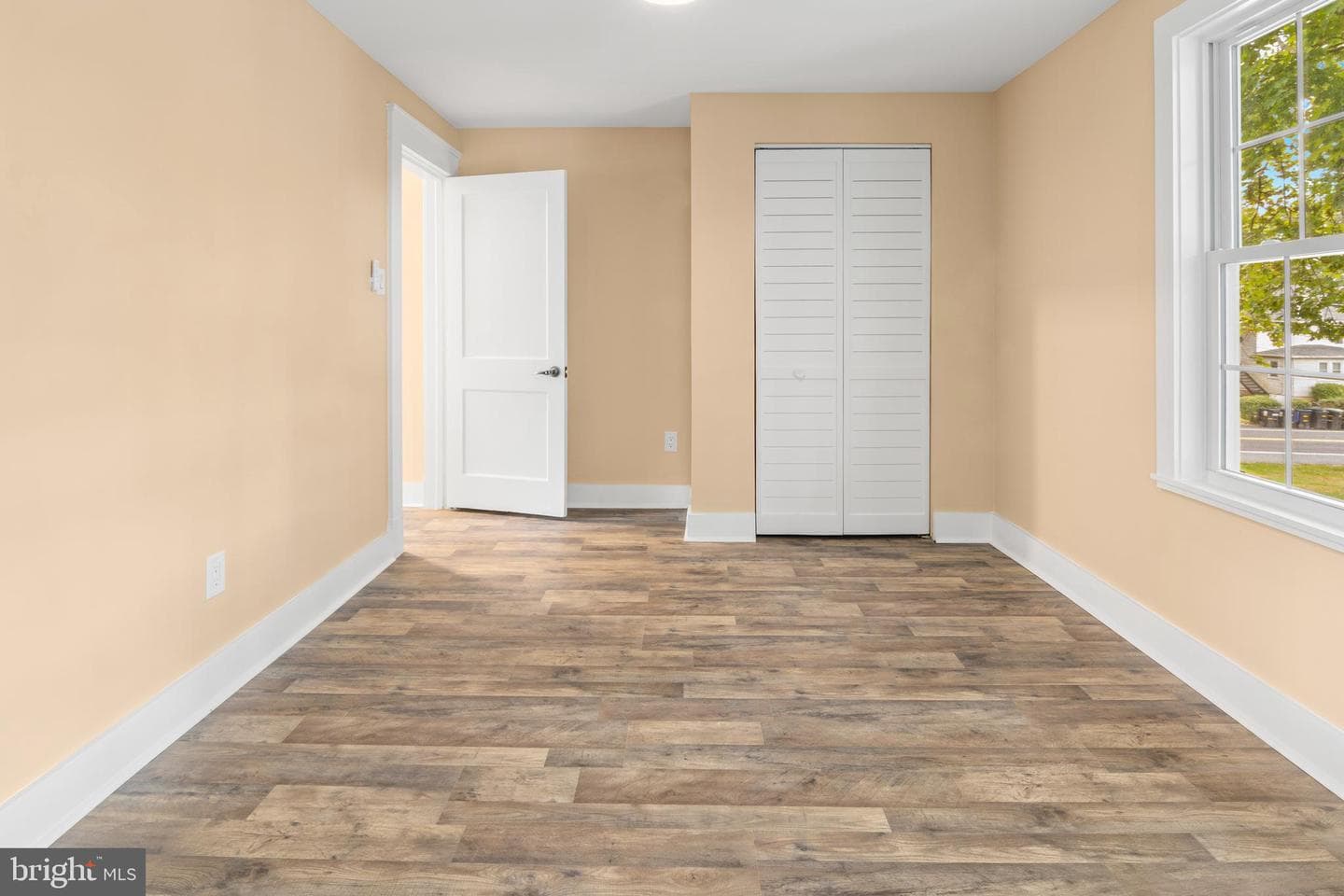 10702 Liberty Road photo 27