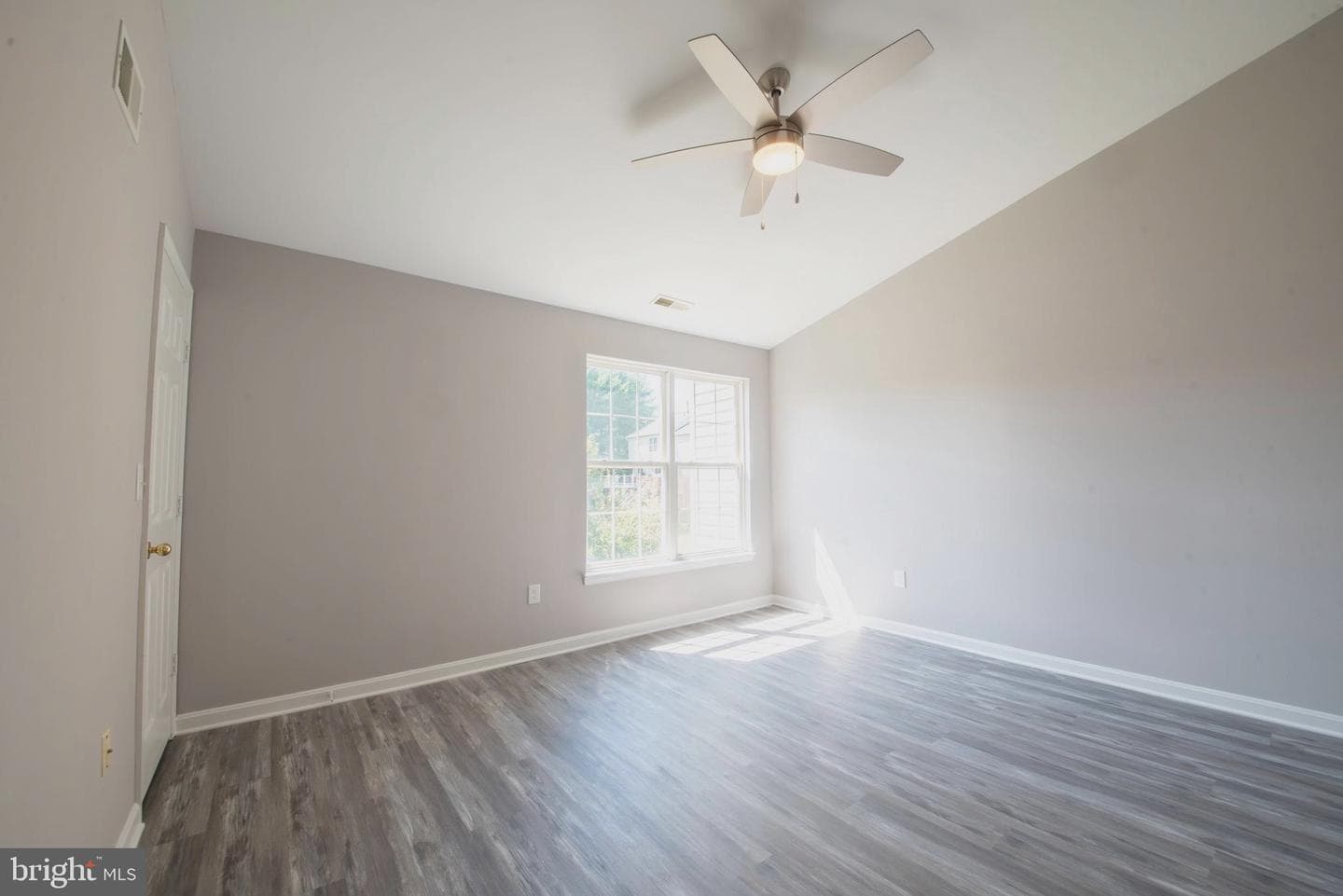 11 Brampton Court photo 22