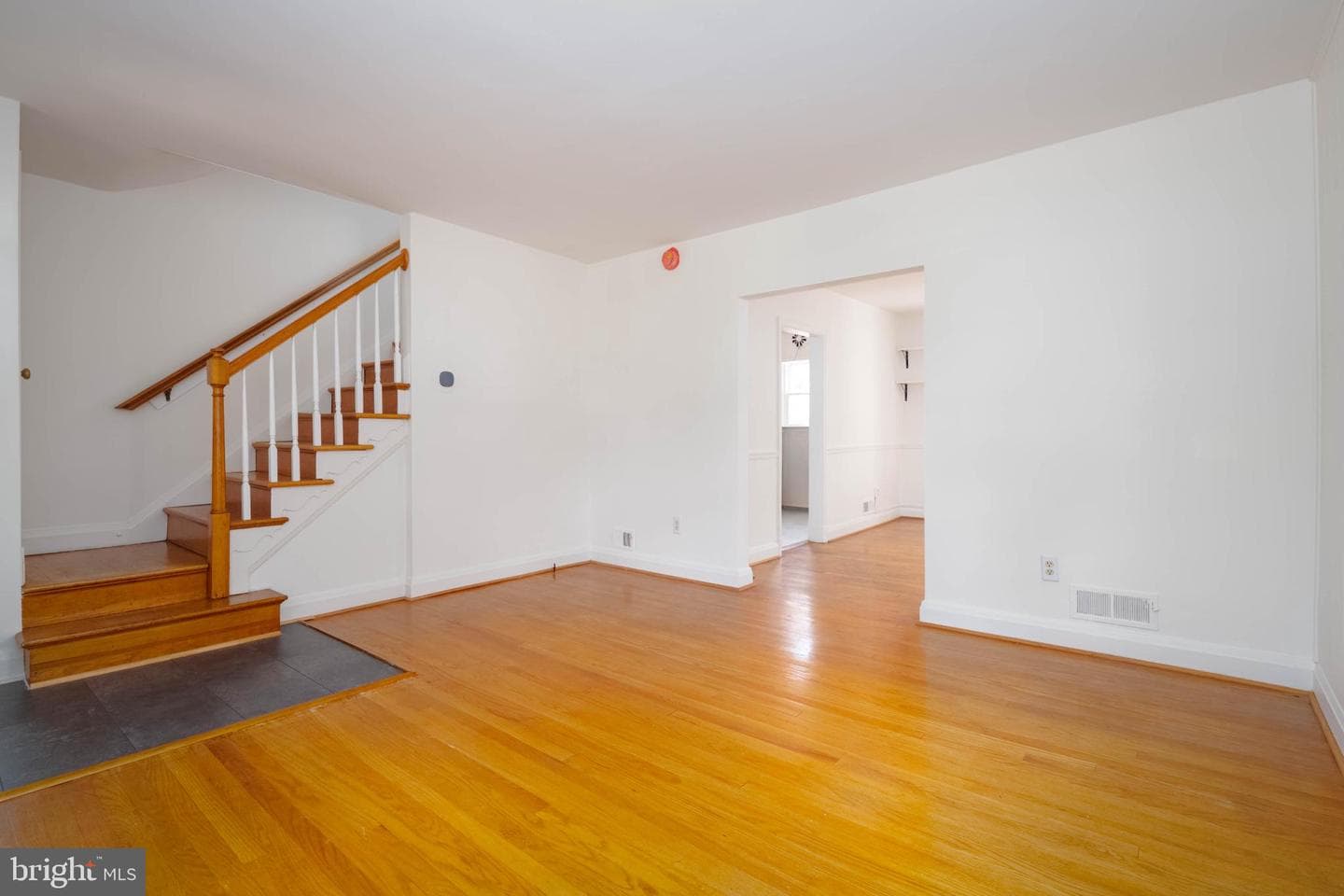 1763 White Oak Avenue photo 2