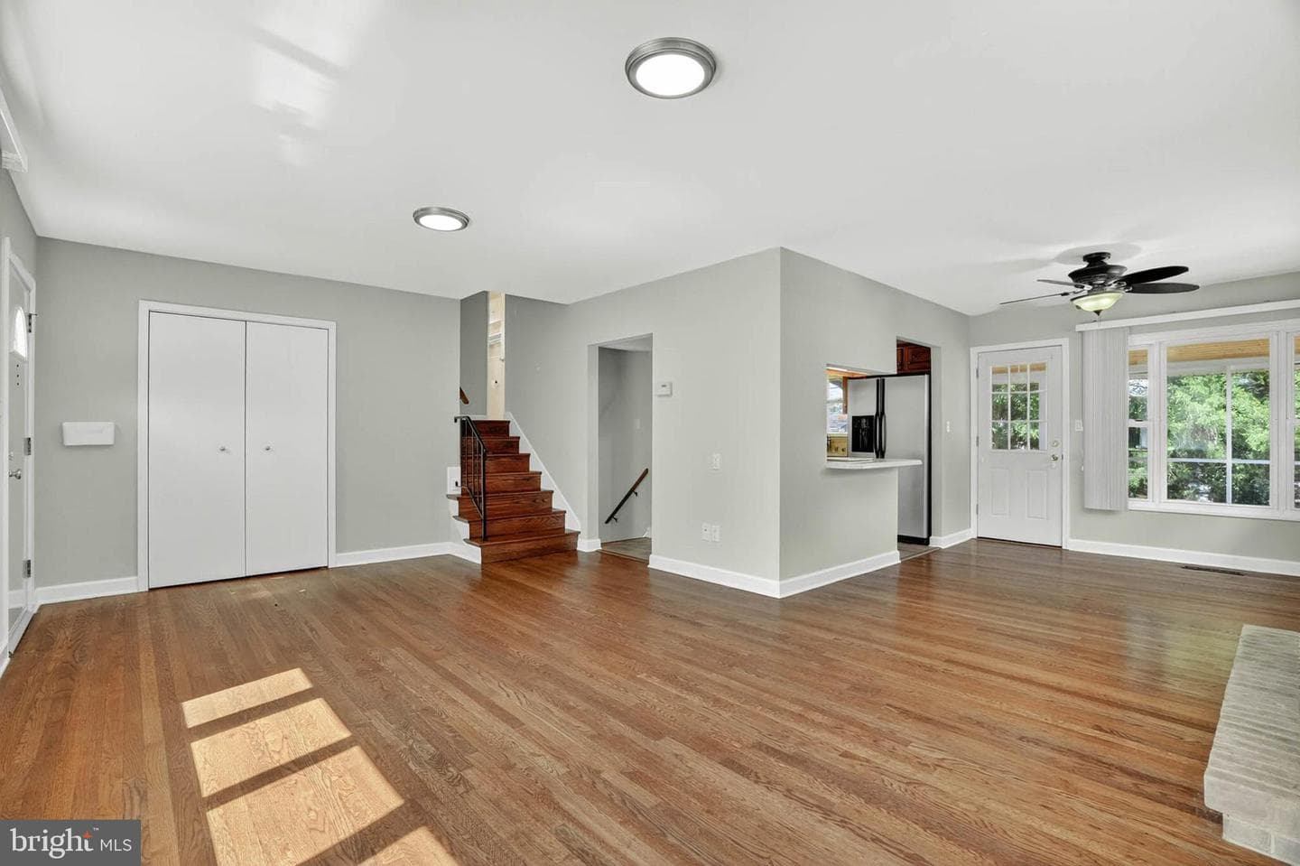 920 Vanderwood Road photo 4