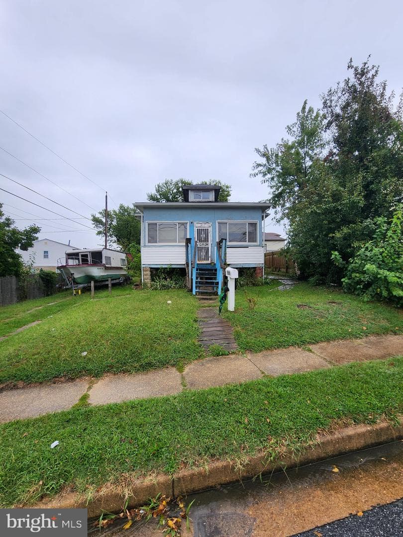 1909 Hammonds Ferry Road photo 2
