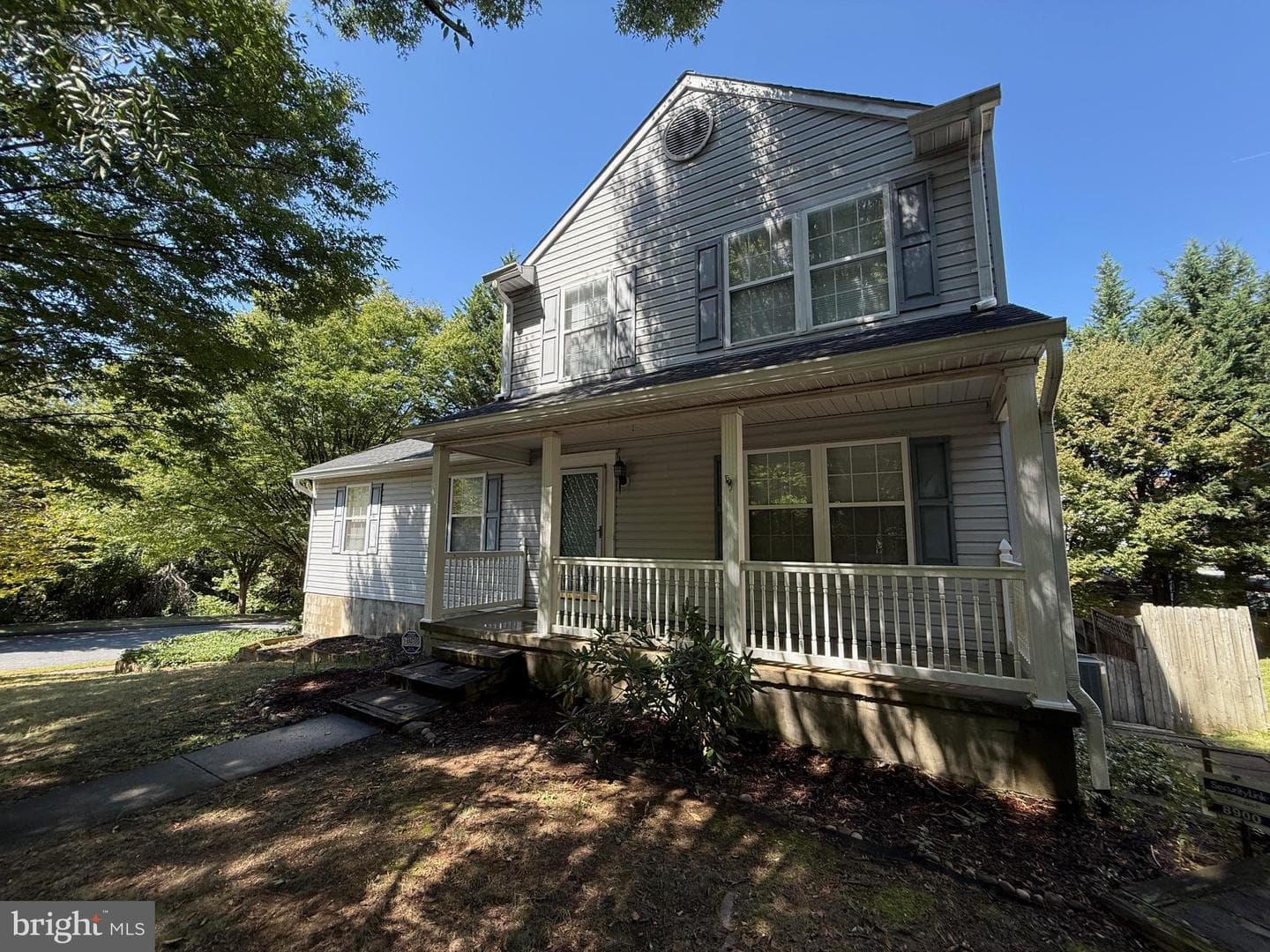 8900 Lennings Lane photo 3
