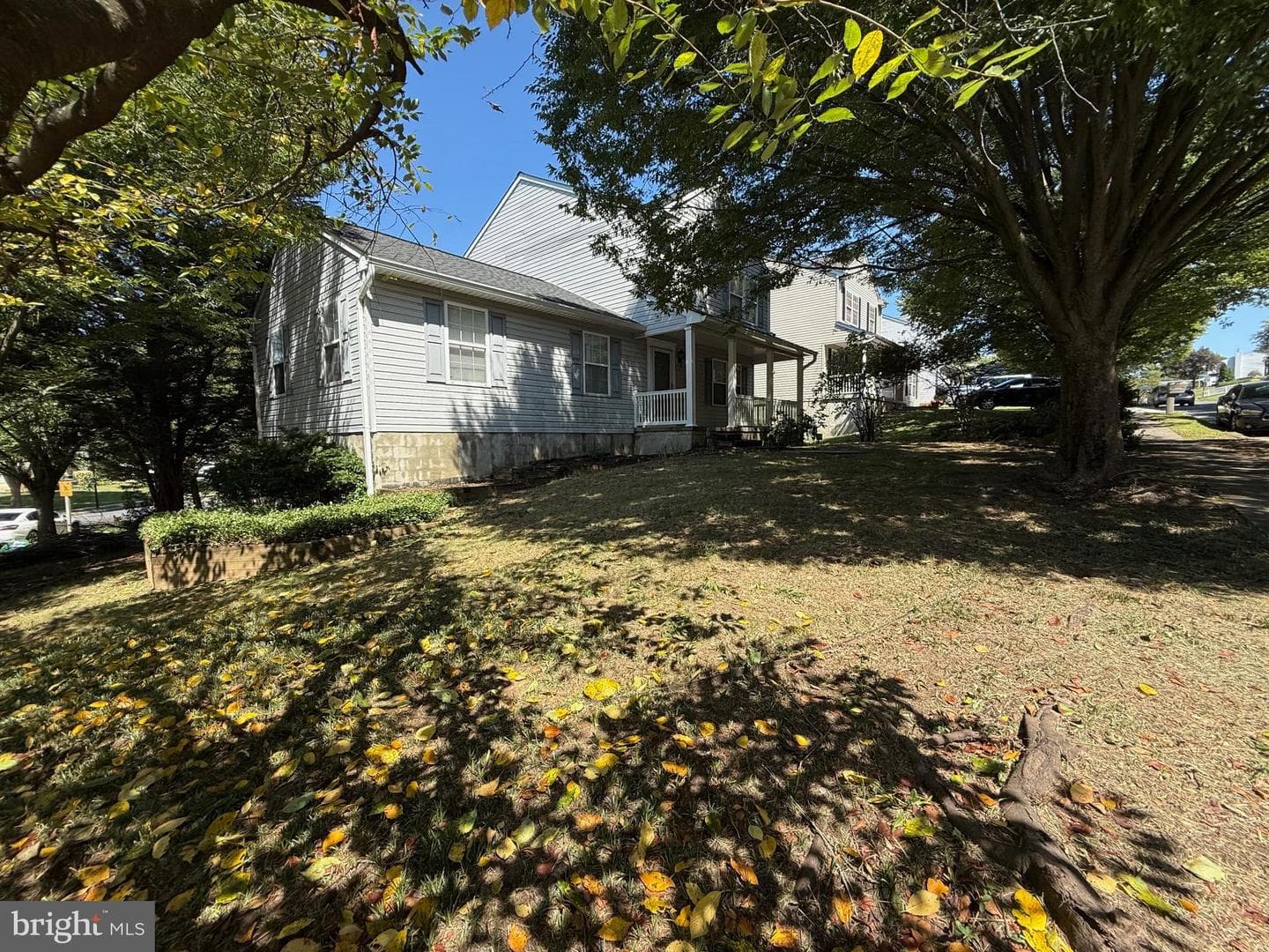 8900 Lennings Lane photo 5