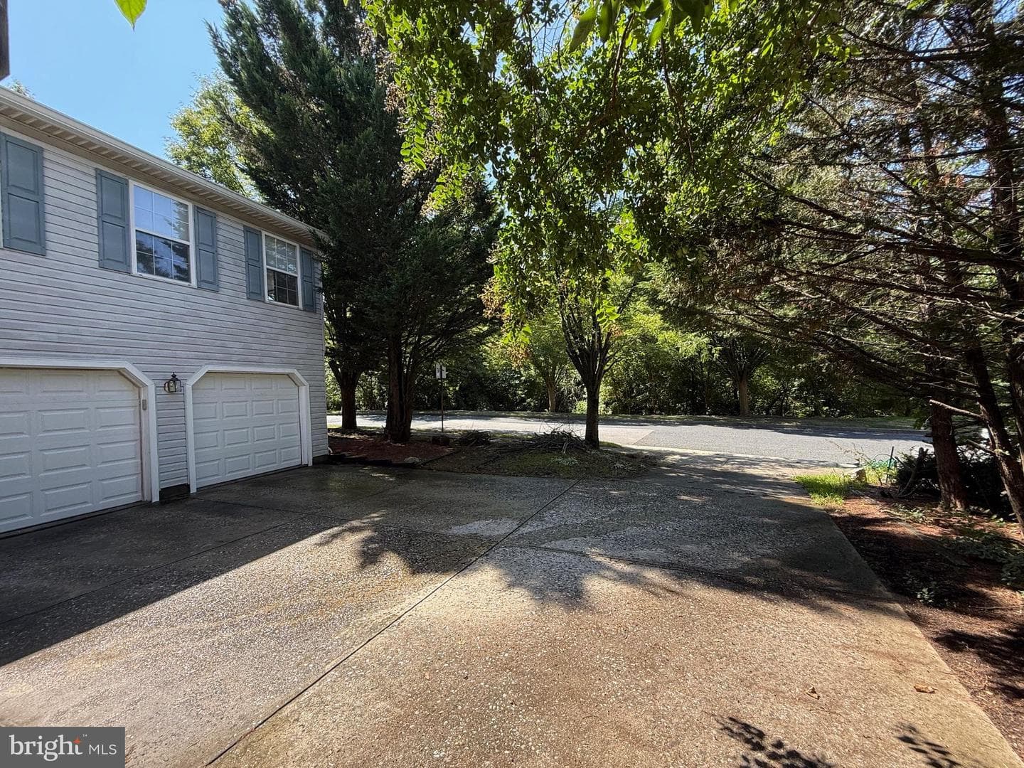 8900 Lennings Lane photo 52