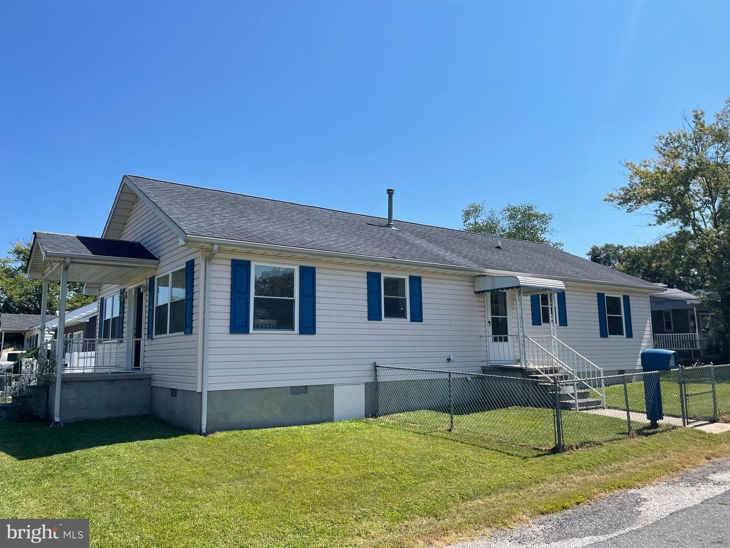 547 Compass Road photo 14