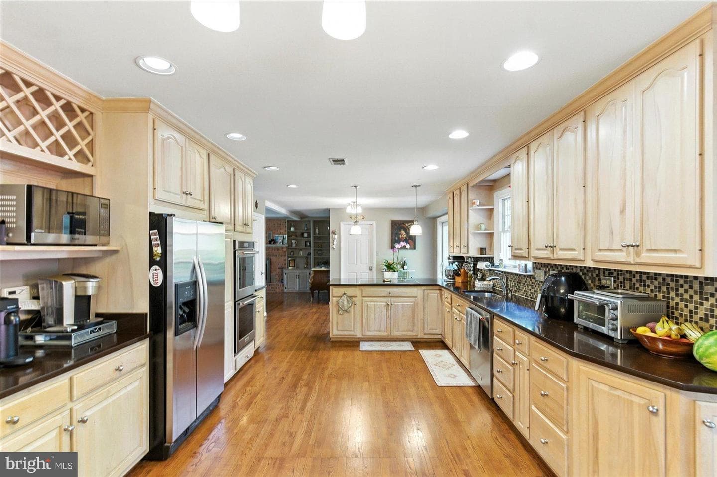 37 Glenbrook Drive photo 2