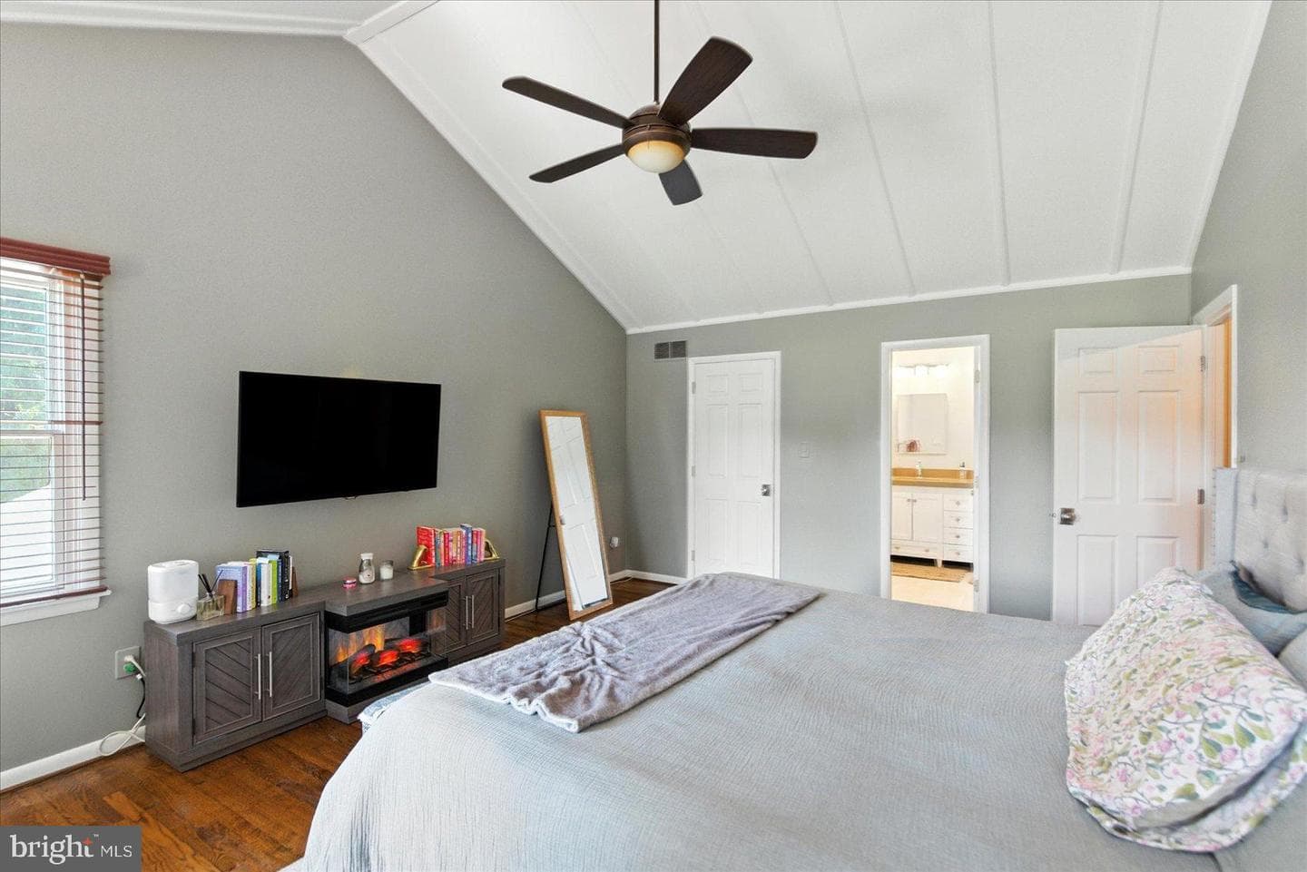 37 Glenbrook Drive photo 51