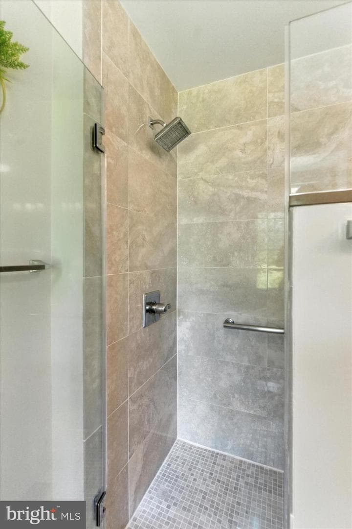 37 Glenbrook Drive photo 53