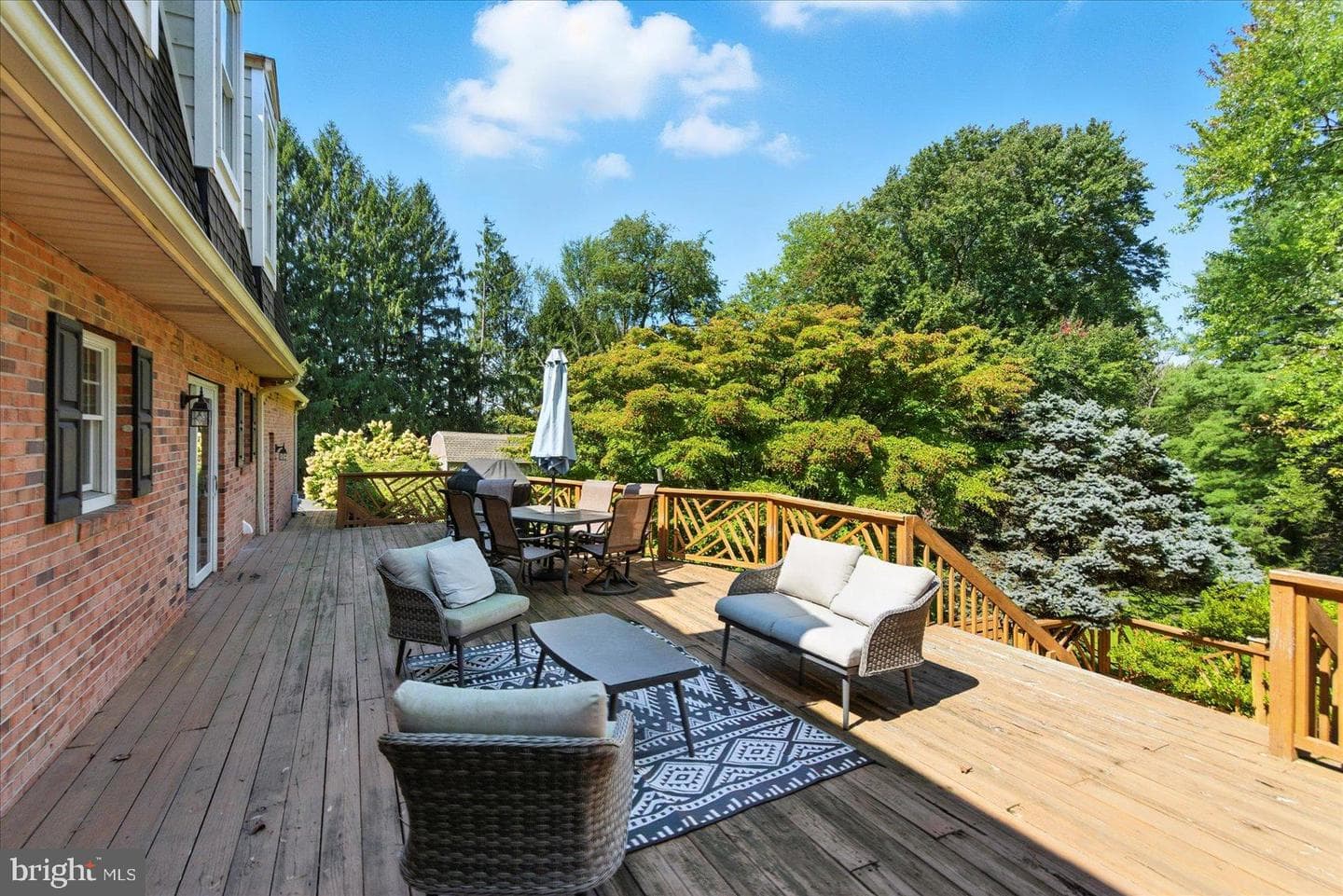 37 Glenbrook Drive photo 9