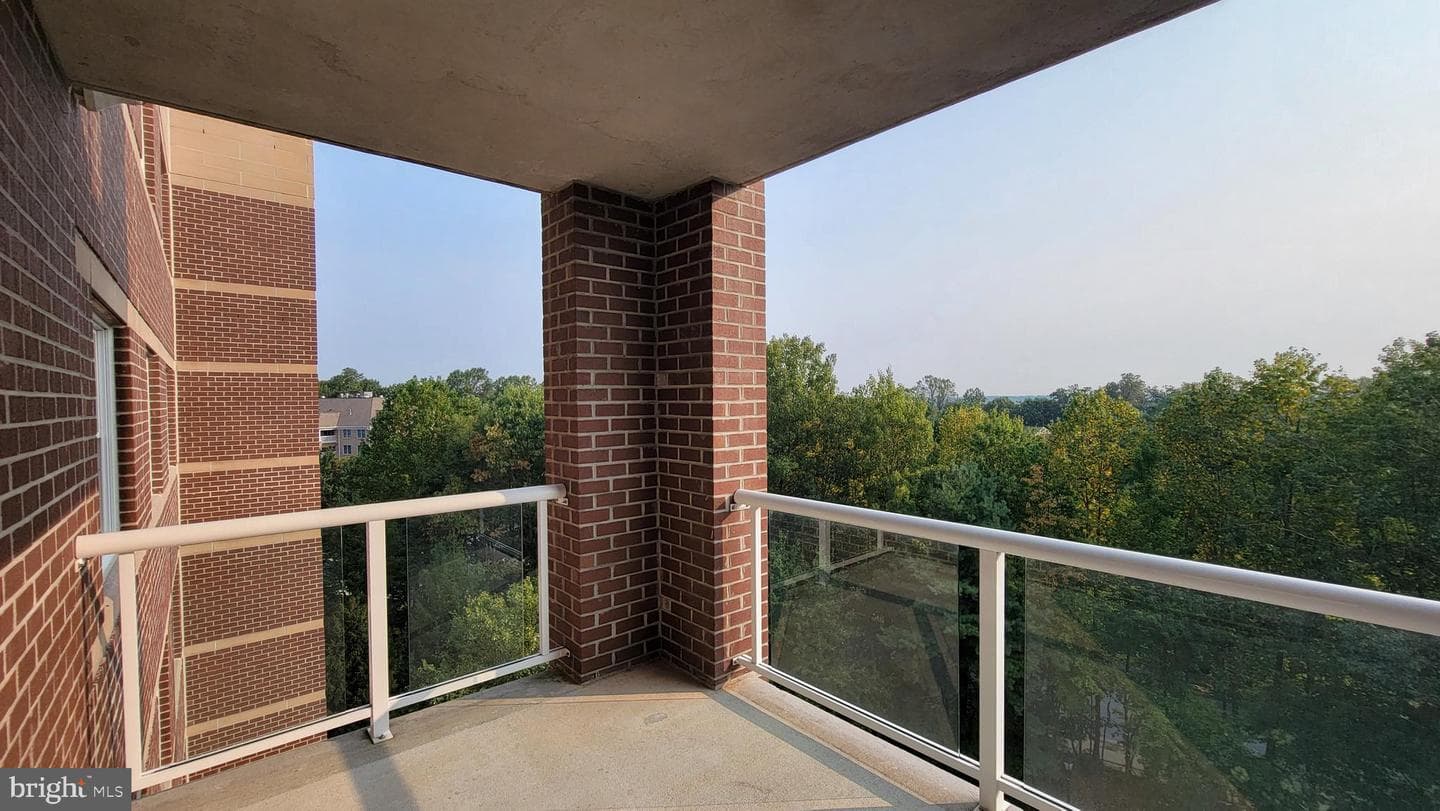 12240 Roundwood Road #604 photo 11