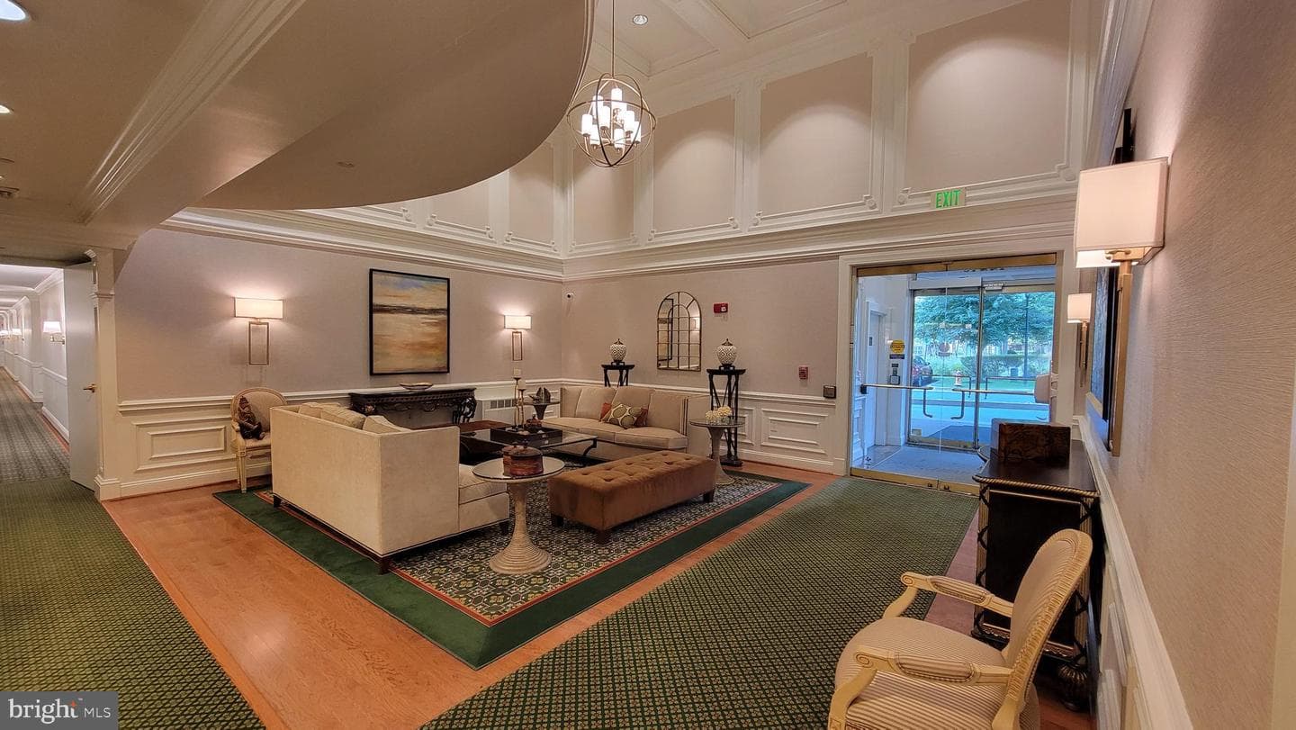 12240 Roundwood Road #604 photo 23