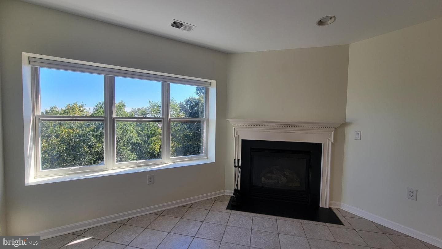 12240 Roundwood Road #604 photo 9