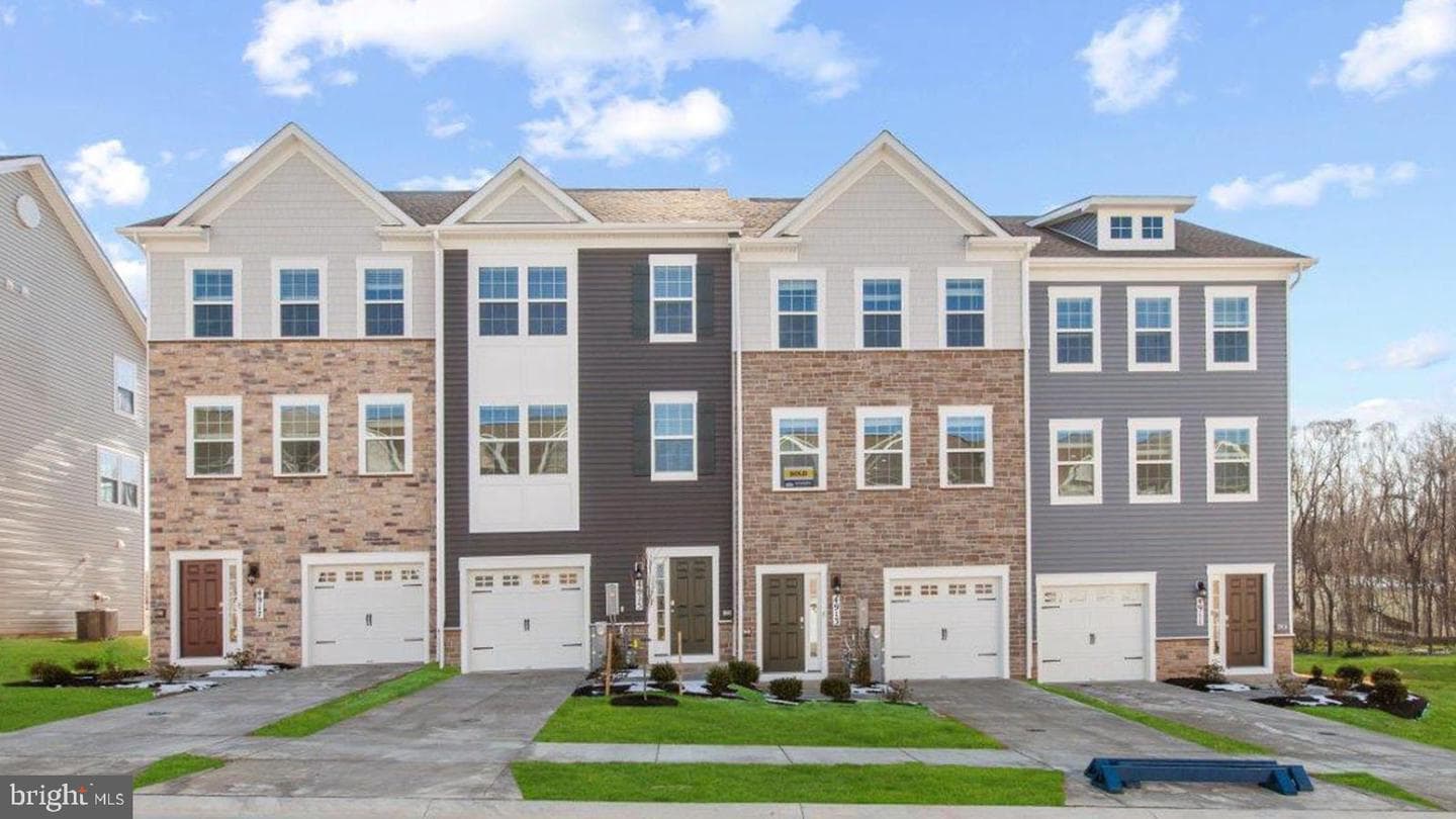 5046 Silver Oak Drive