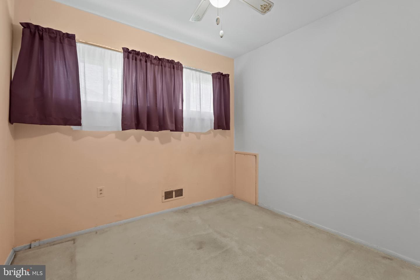 2443 Ellis Road photo 19