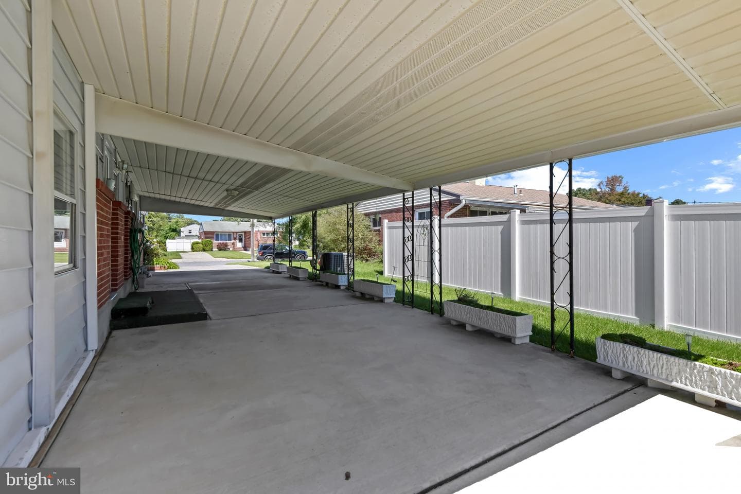 2443 Ellis Road photo 24