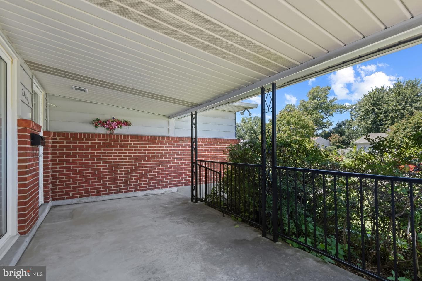 2443 Ellis Road photo 5
