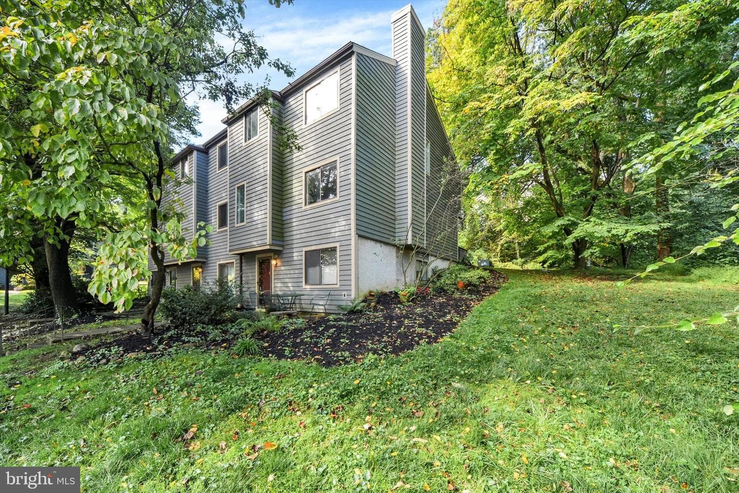 28 Stoneridge Court photo 3