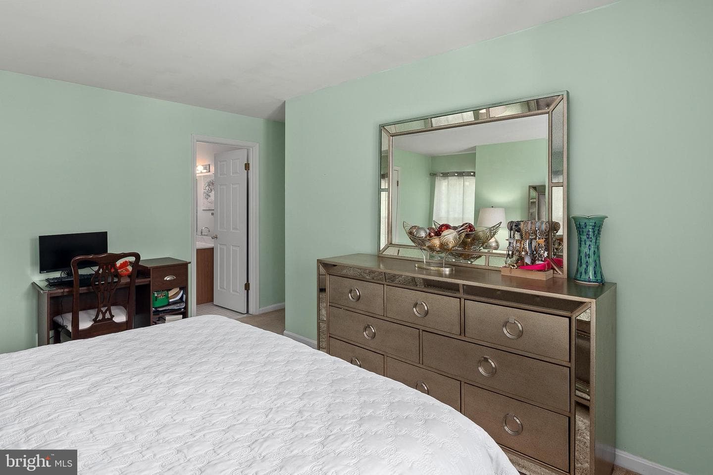 3 Ginford Place #301 photo 18