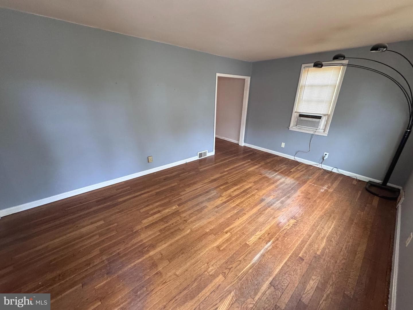 1705 Summit Avenue photo 3