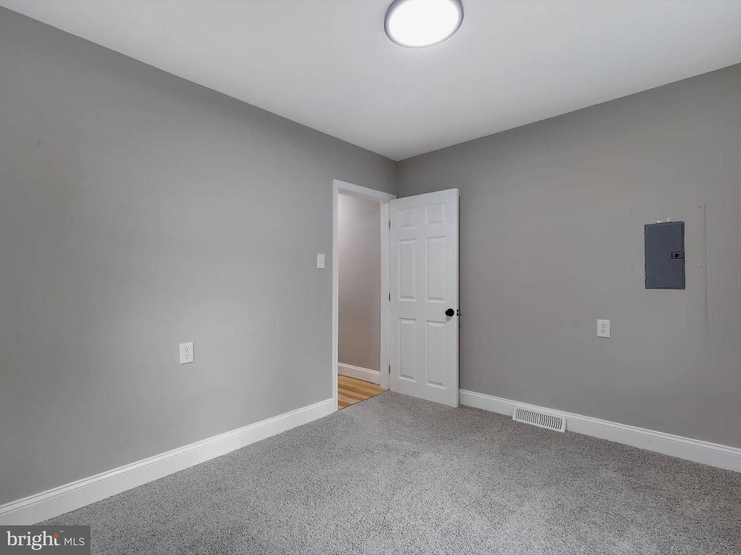 212 4th Avenue photo 12